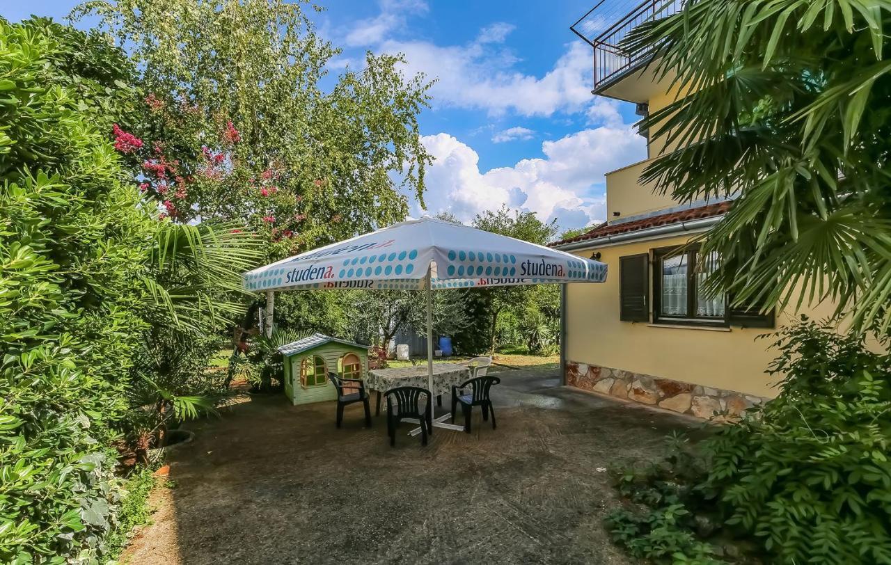 Jelena Apartment Porec Exterior photo