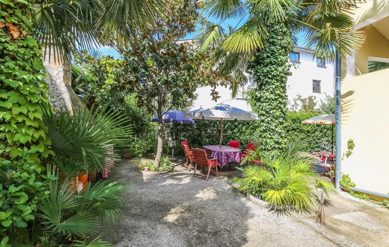 Jelena Apartment Porec Exterior photo