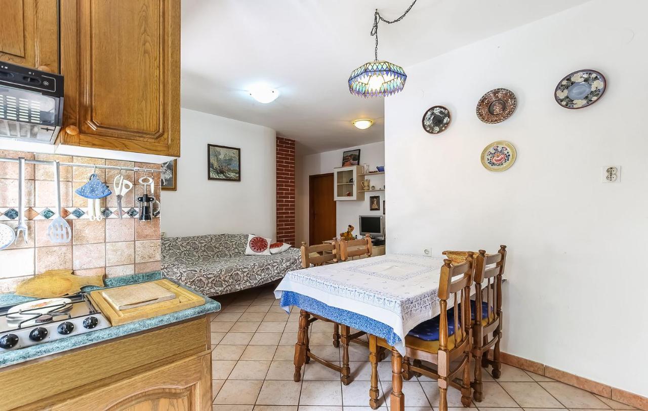 Jelena Apartment Porec Exterior photo