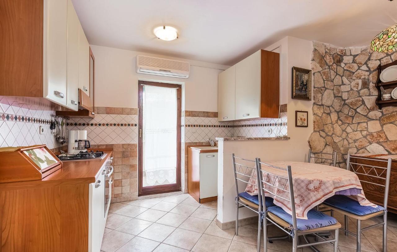 Jelena Apartment Porec Exterior photo